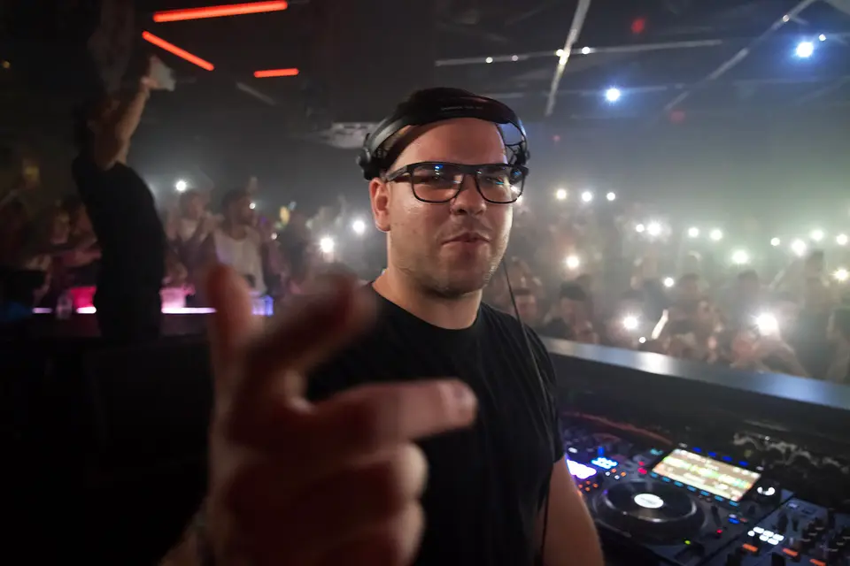 A DJ playing in the Club Room at Hï Ibiza